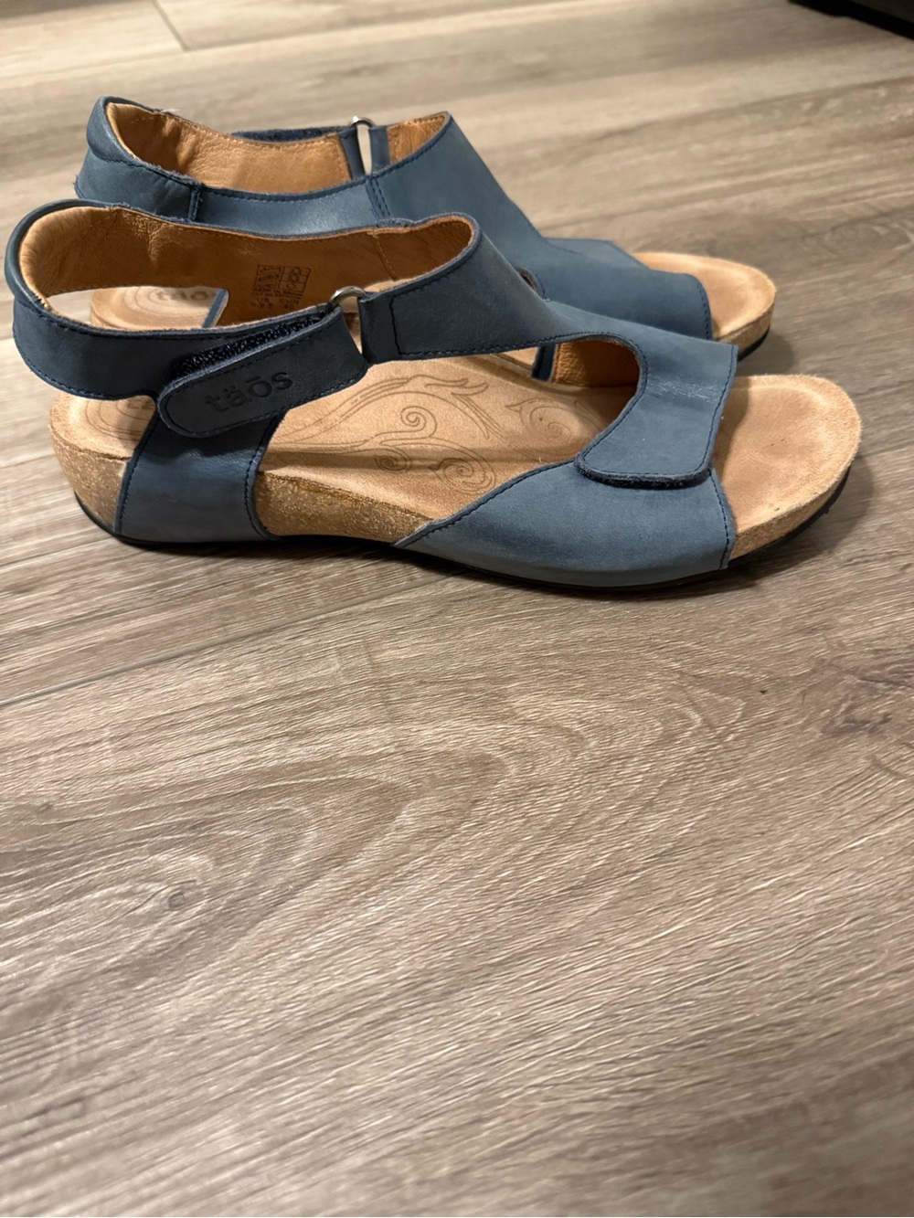 Taos Footwear Blue Leather Open-Side Slingback Sandals - Picture 3 of 8